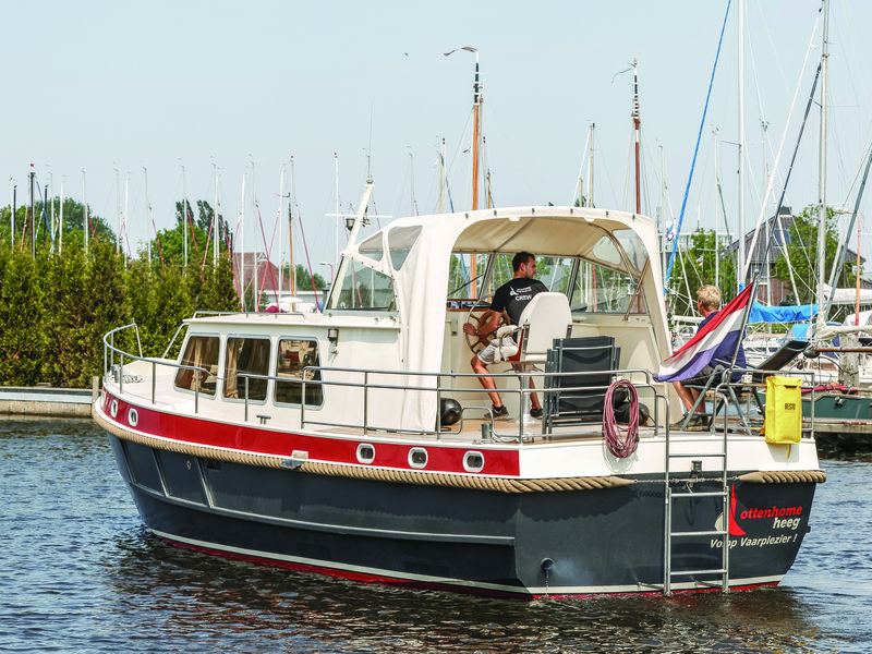 Eenzaamheid aanraken Achternaam Motorboot Barkas 1100 C huren | 1 t/m 4 personen | Vakantievaren.nl |  Motorboot, zeilboot of sloep huren? Grootste aanbod van Nederland!
